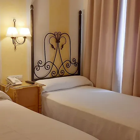 Alborán Chiclana Hotel 3*
