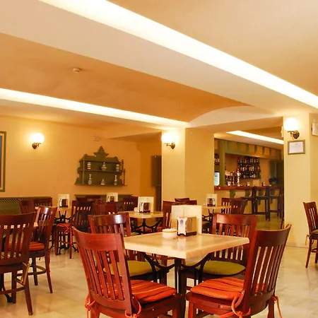 Alborán Chiclana Hotel 3*